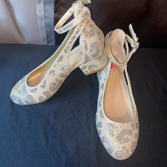 GB girls Heels - Picture 1 of 3